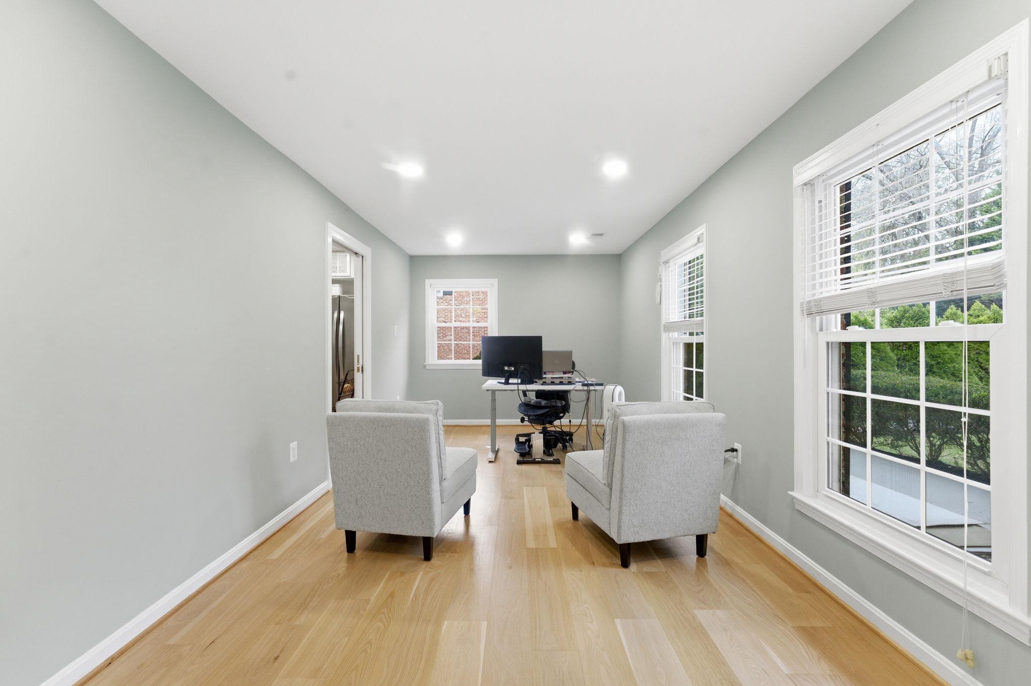 WEST LANGLEY - Residential