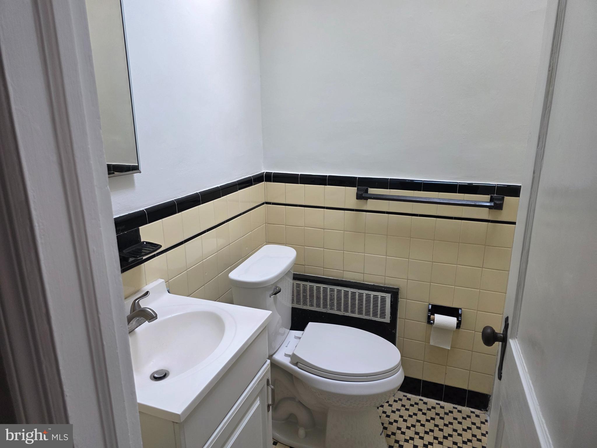 DREXEL PARK GARDEN - Residential Lease