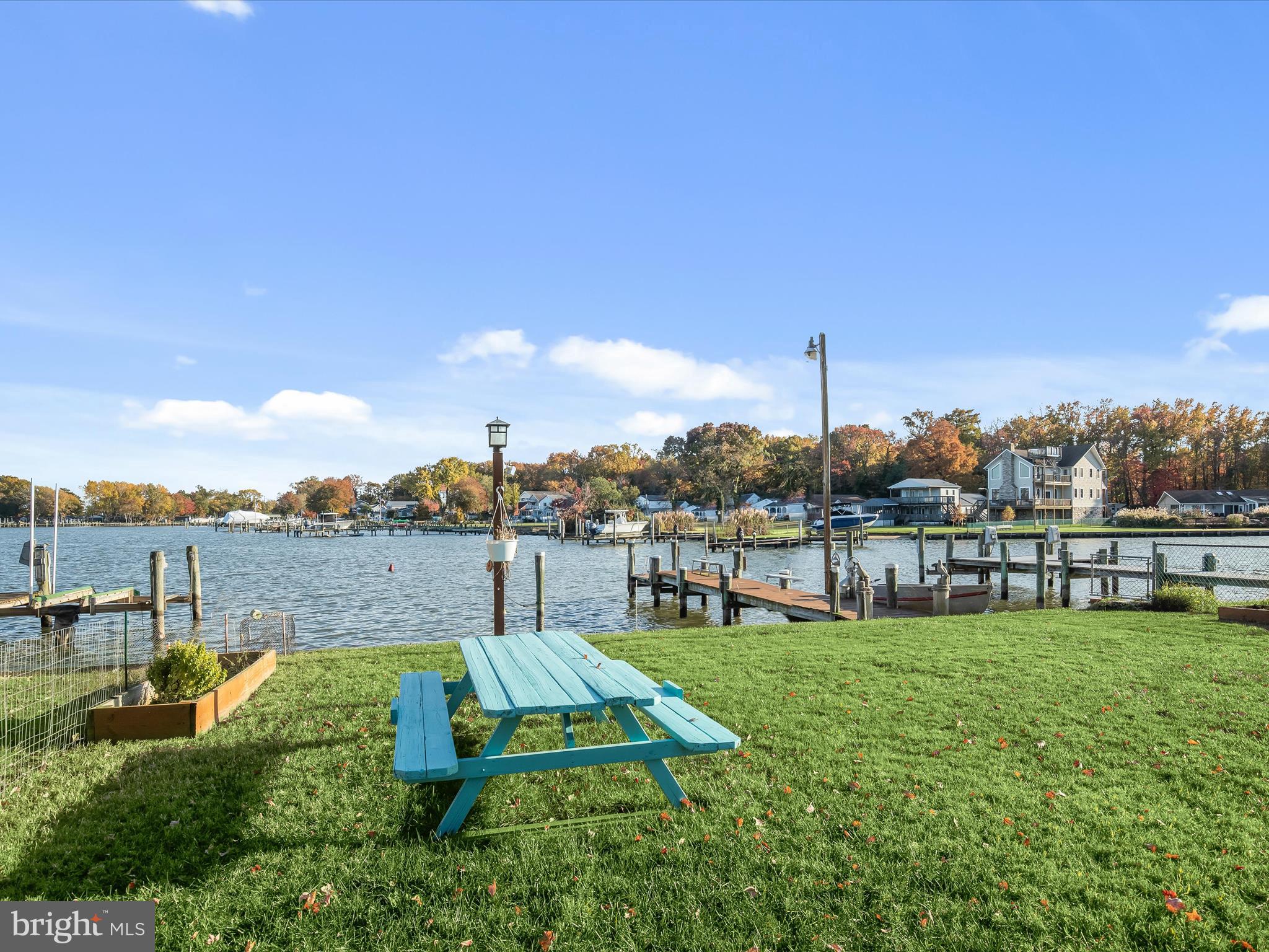 BOWLEYS QUARTERS - Residential