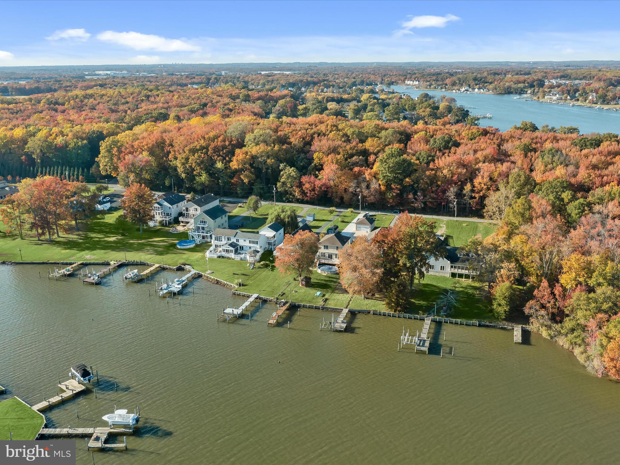 BOWLEYS QUARTERS - Residential