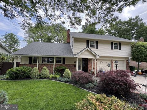 8513 BOUND BROOK LANE ALEXANDRIA VA 22309