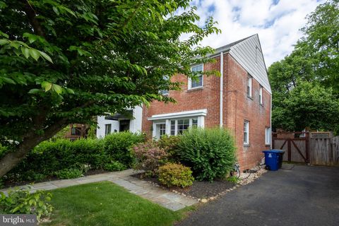 3731 6TH ROAD N ARLINGTON VA 22203