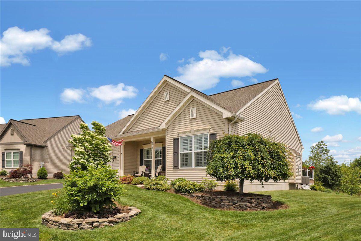 403 ORCHID CIRCLE