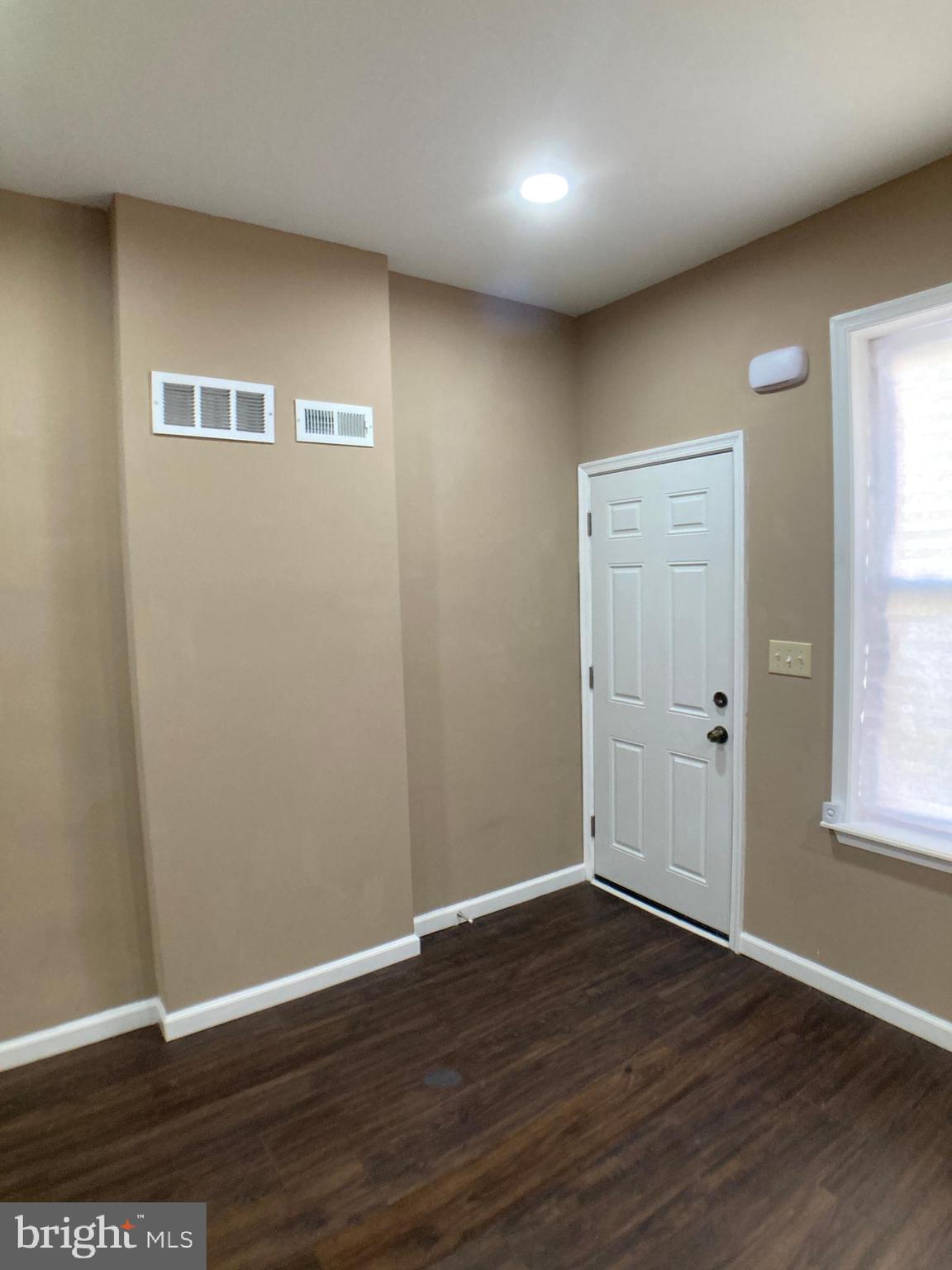 PORT RICHMOND - Residential