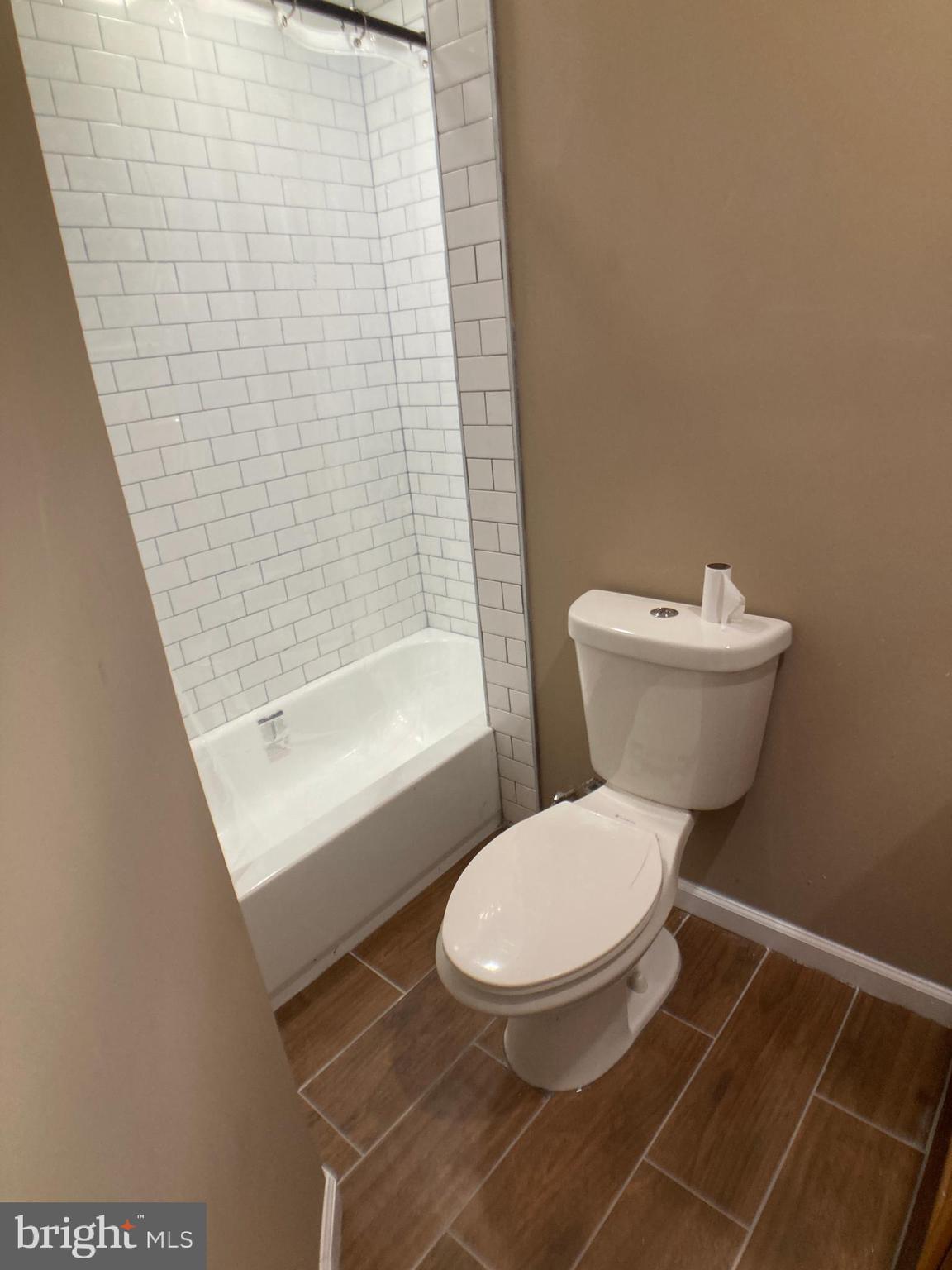 PORT RICHMOND - Residential