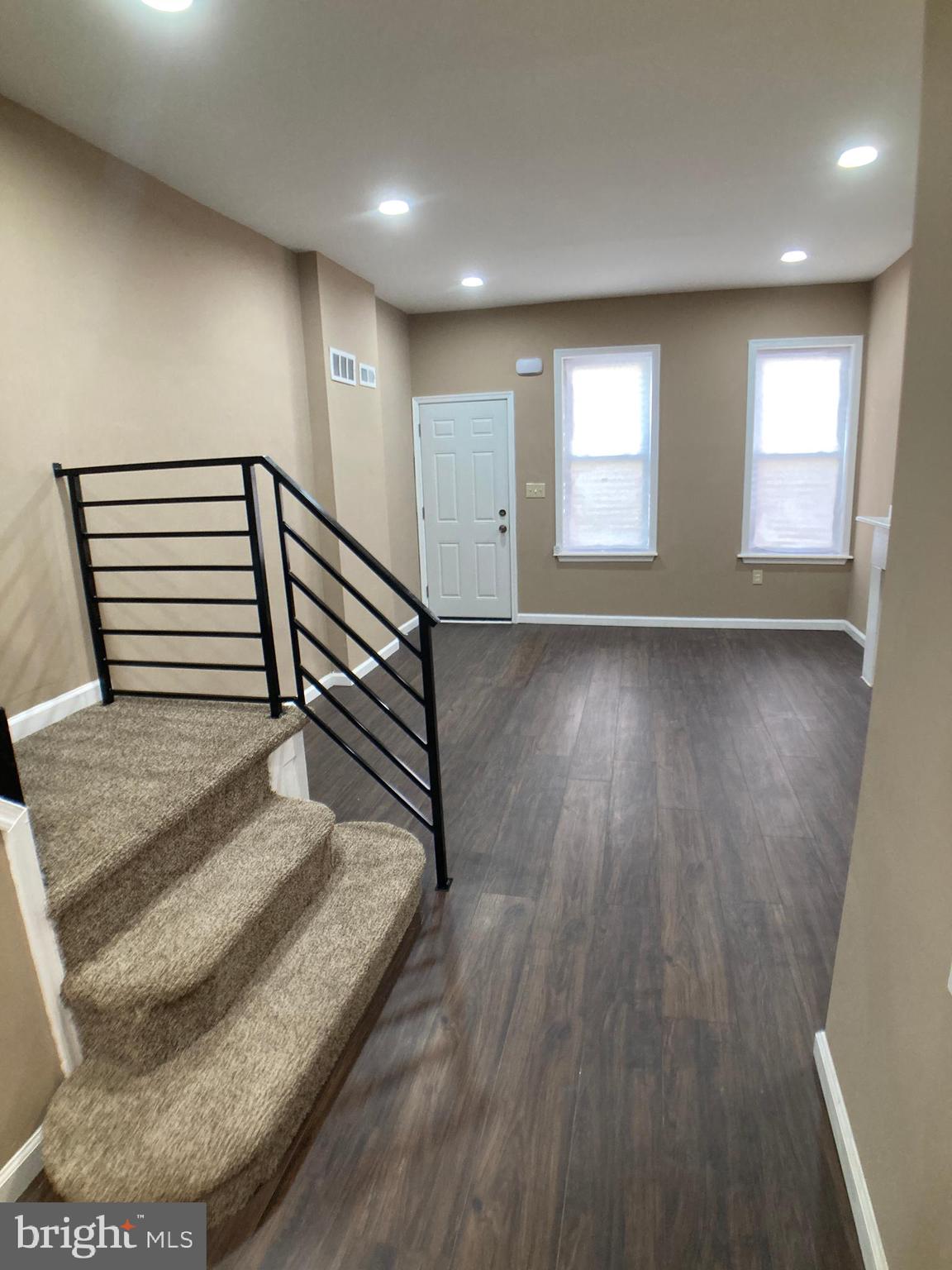 PORT RICHMOND - Residential