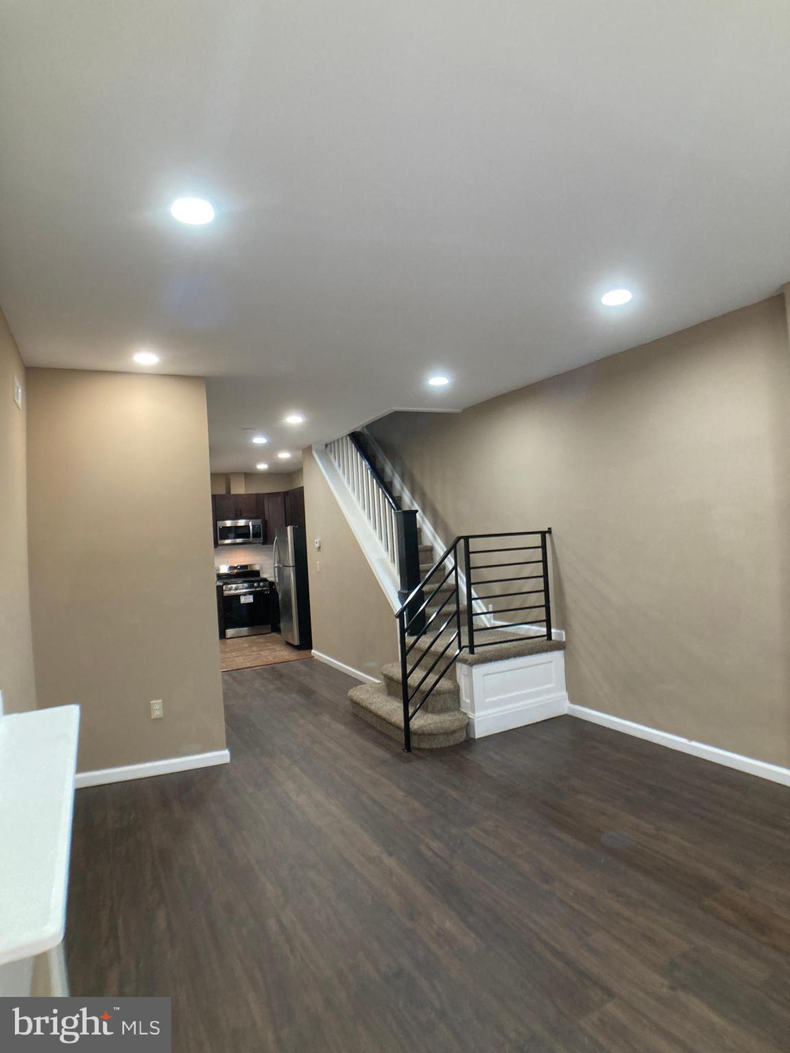 PORT RICHMOND - Residential