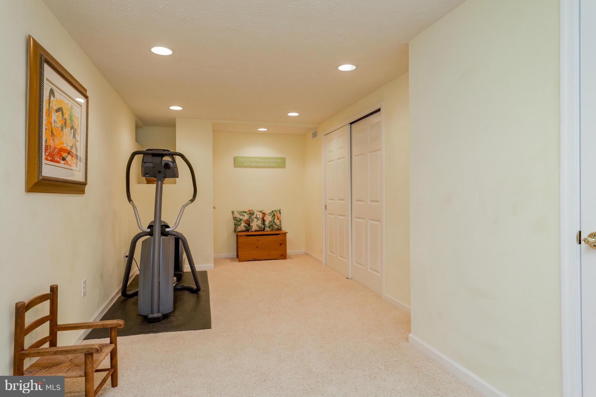 DURHAM MANOR - Residential