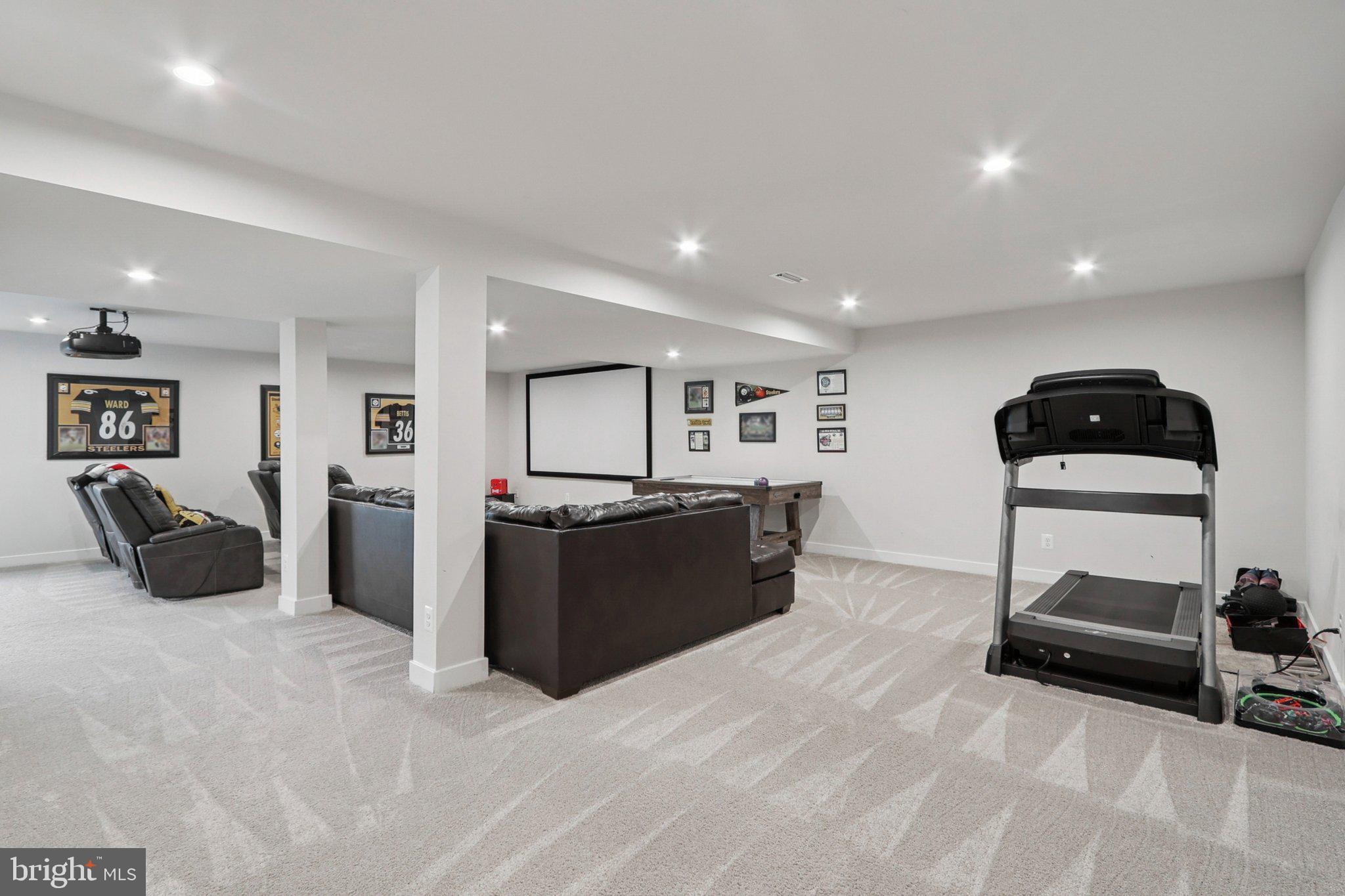 GRANVILLE ESTATES - Residential