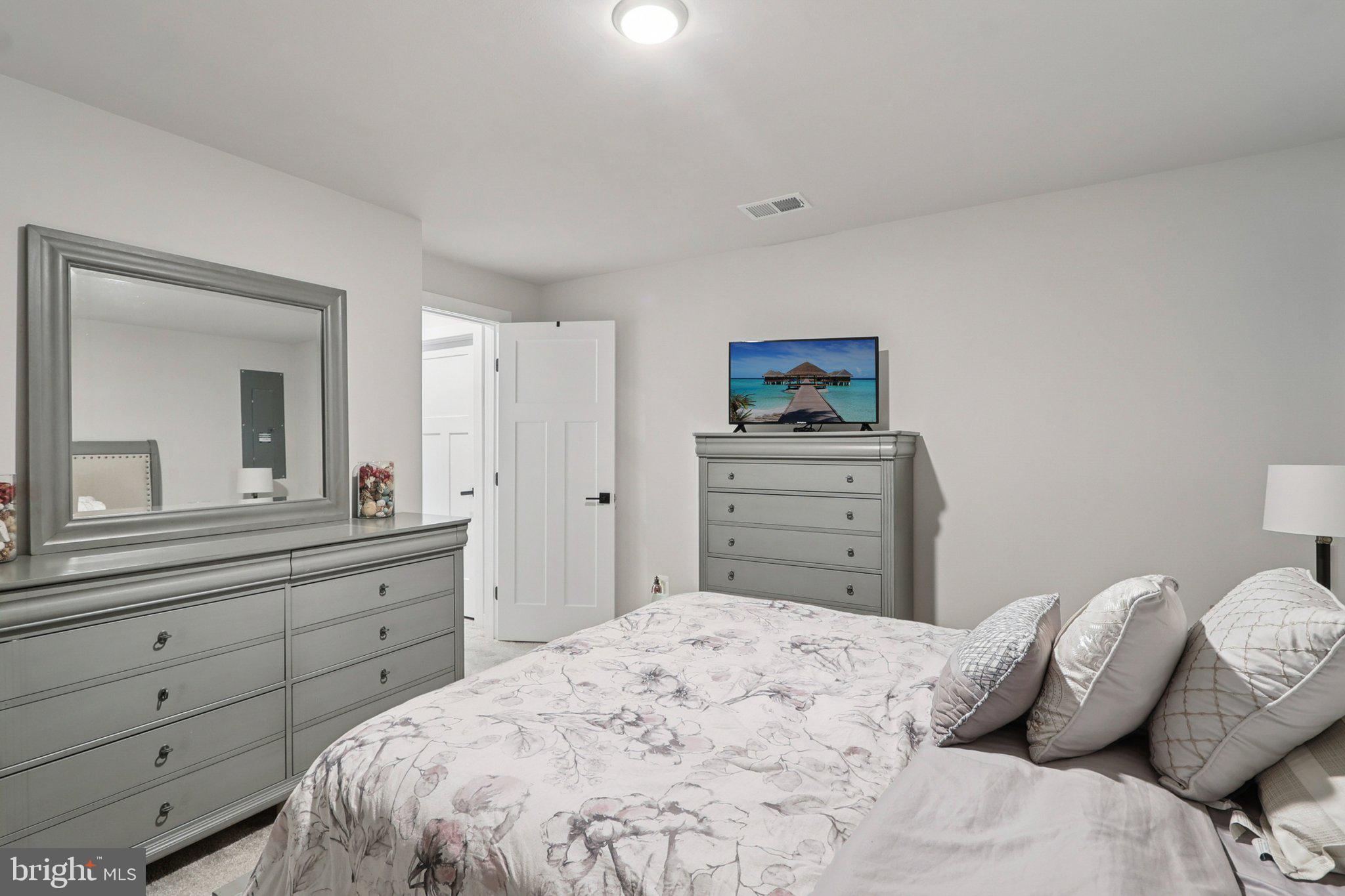 GRANVILLE ESTATES - Residential