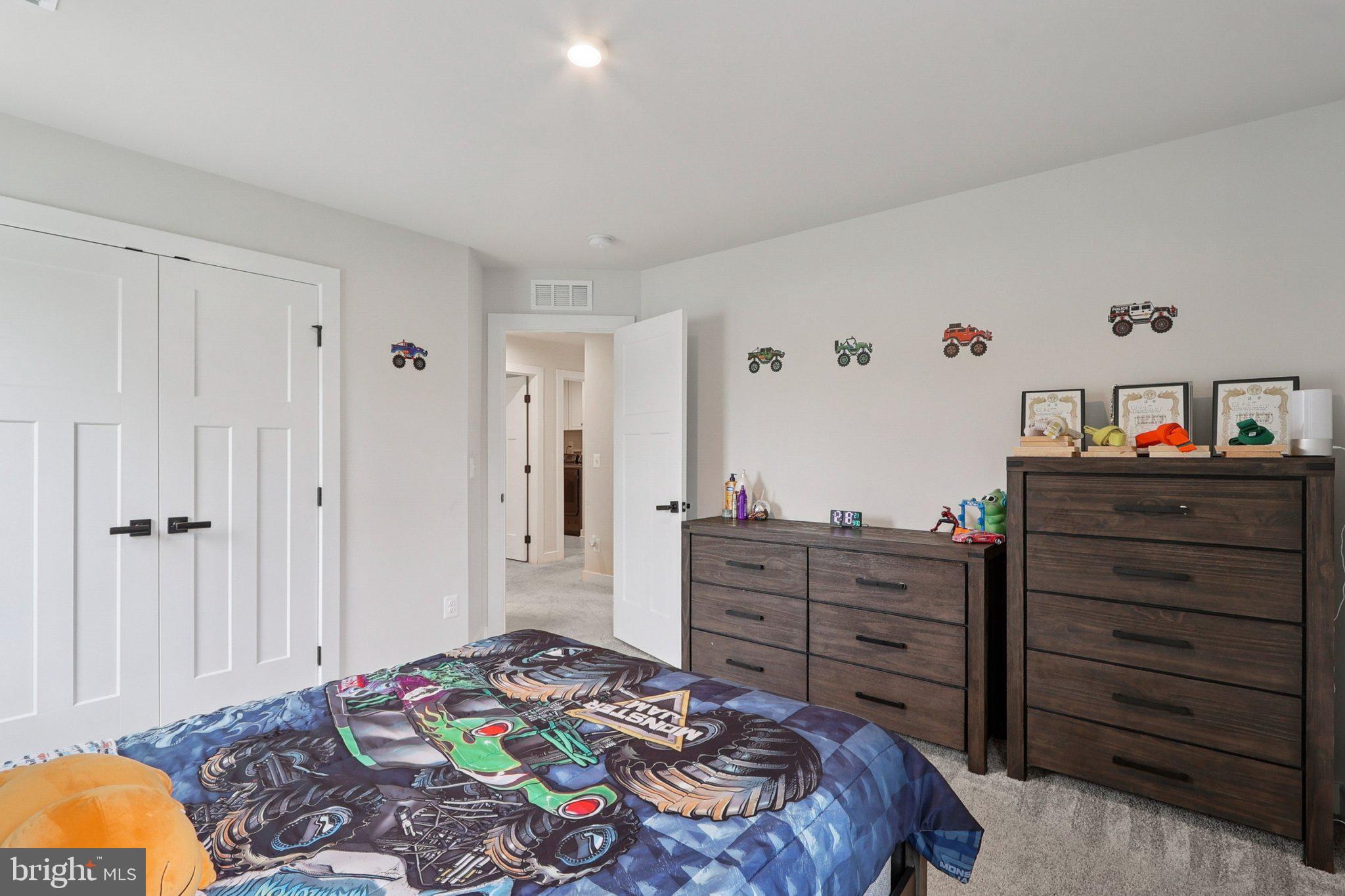 GRANVILLE ESTATES - Residential