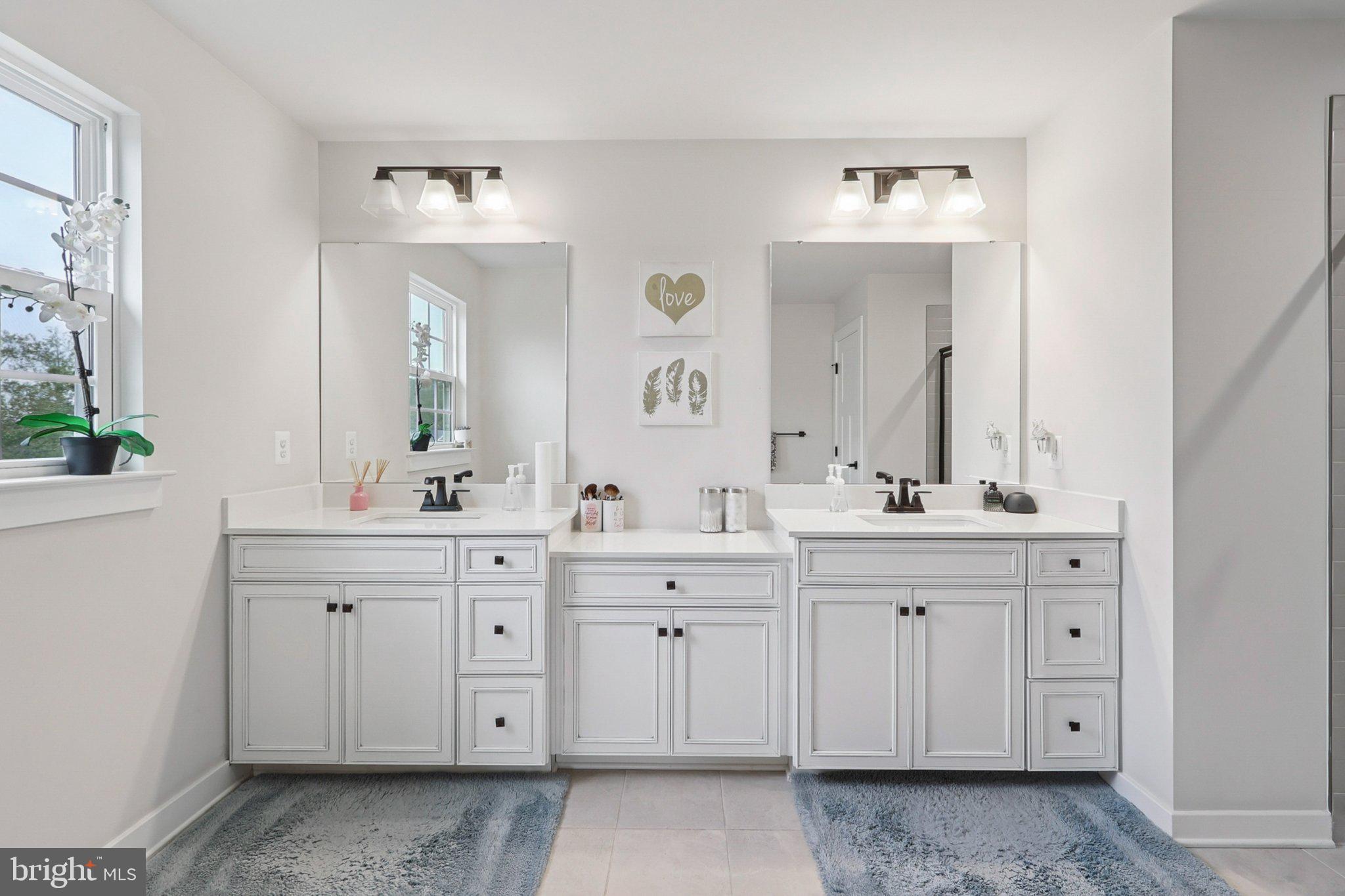 GRANVILLE ESTATES - Residential