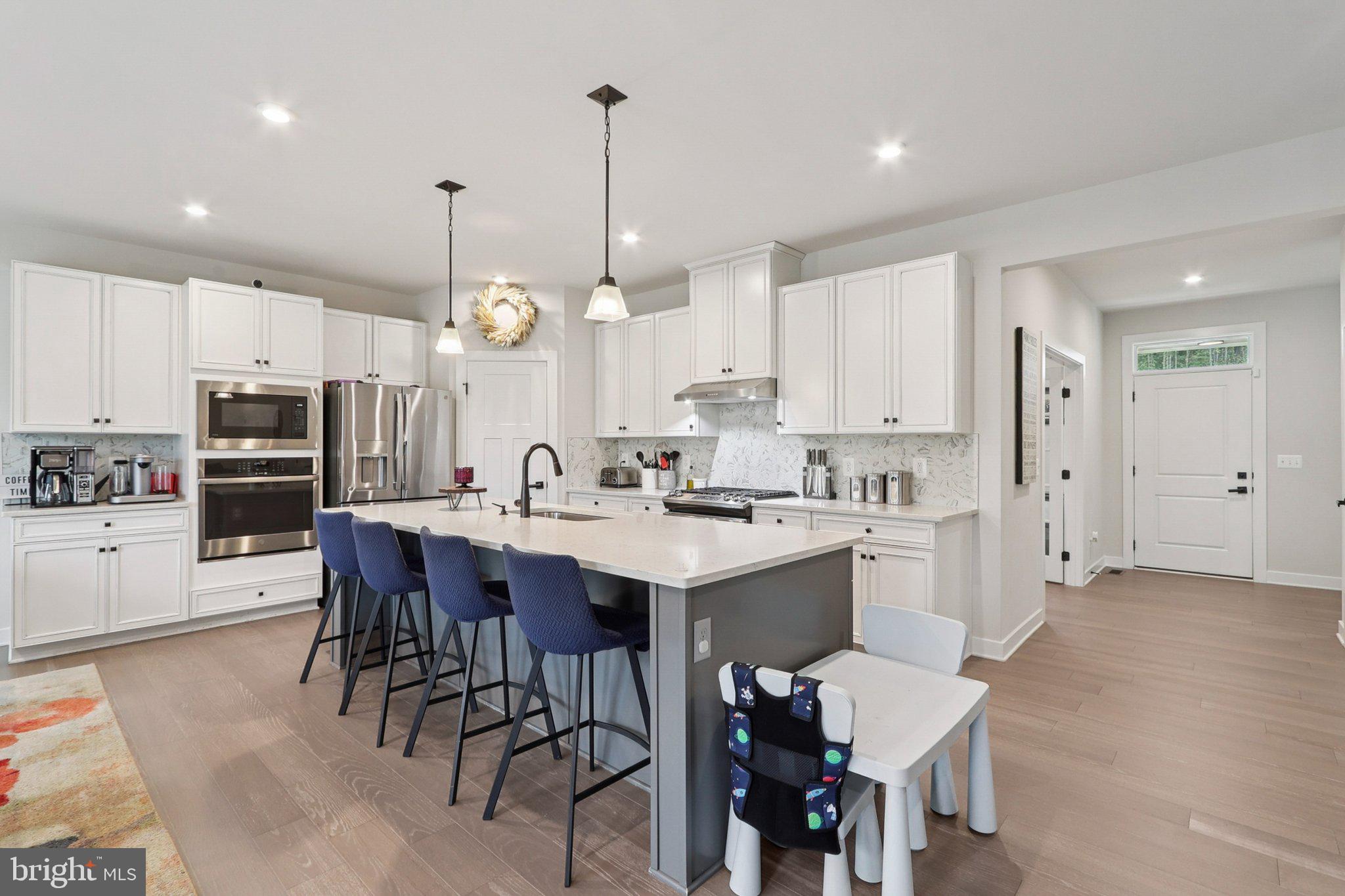 GRANVILLE ESTATES - Residential