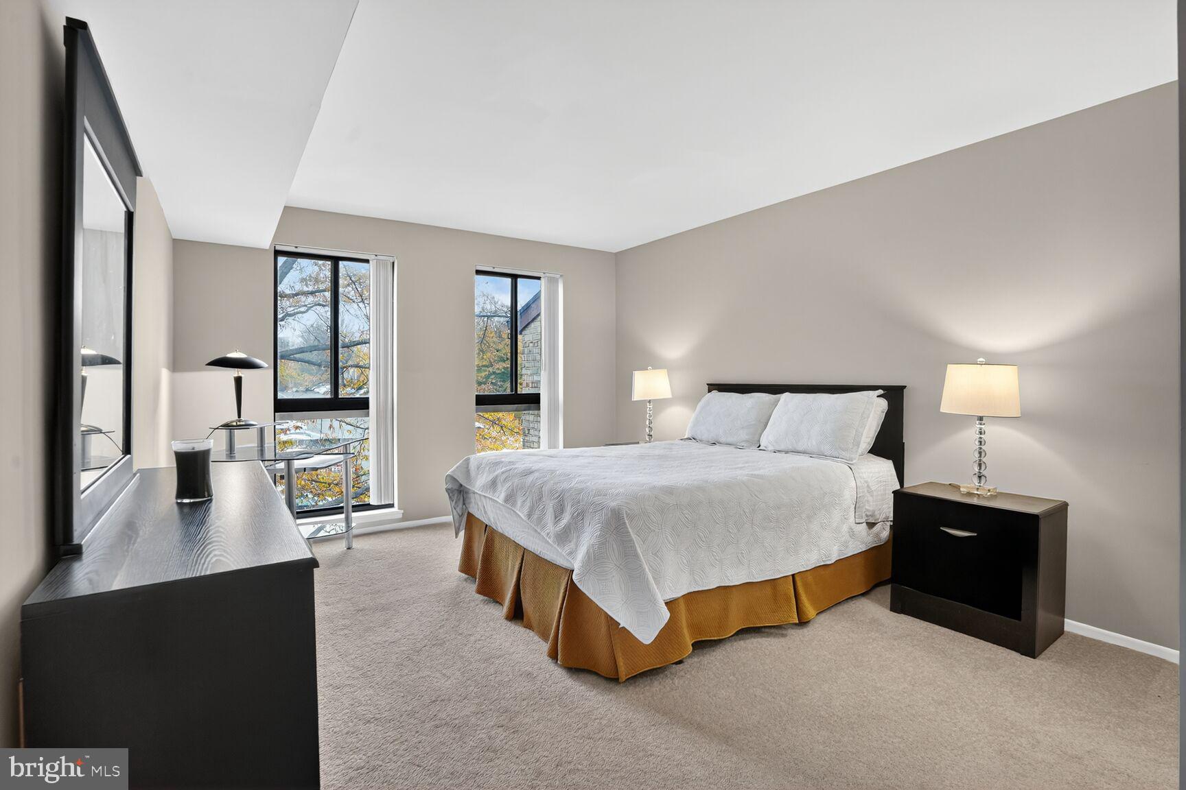 SOUTHGATE - Residential Lease