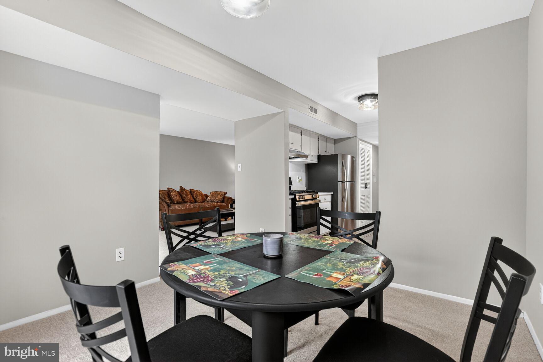 SOUTHGATE - Residential Lease