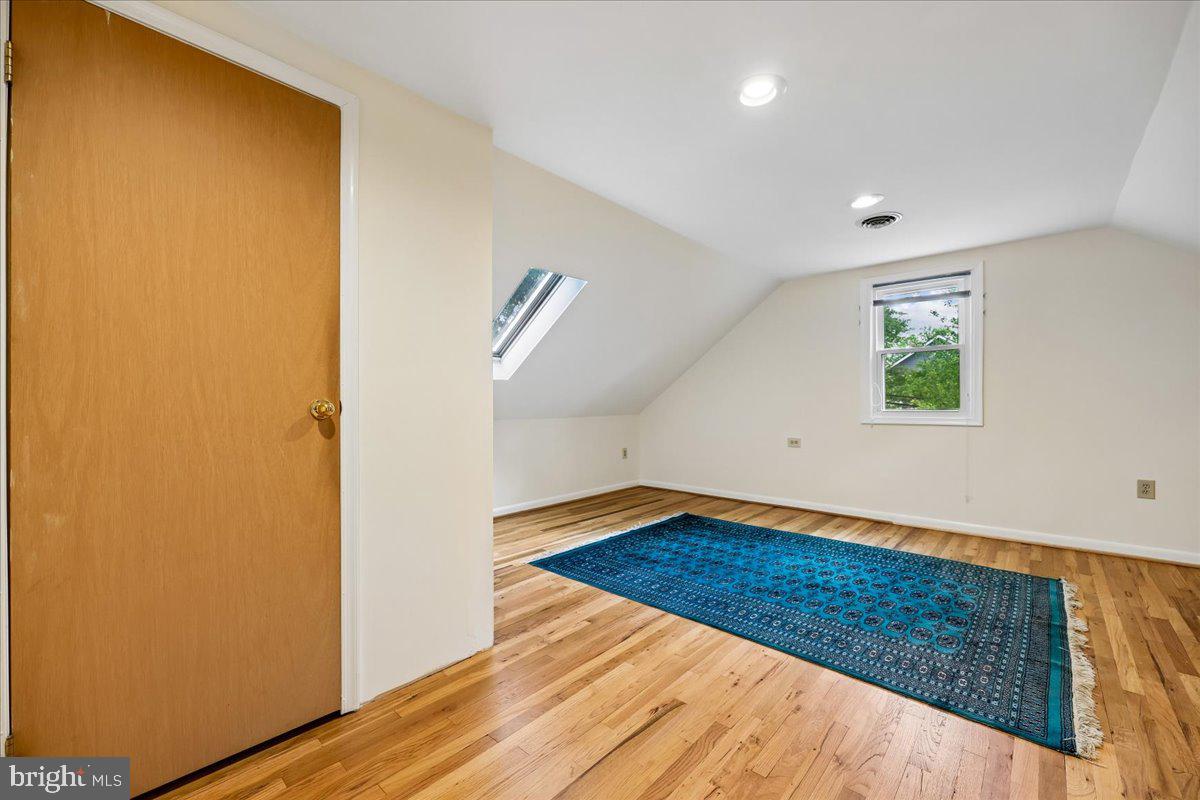 TAKOMA PARK - Residential