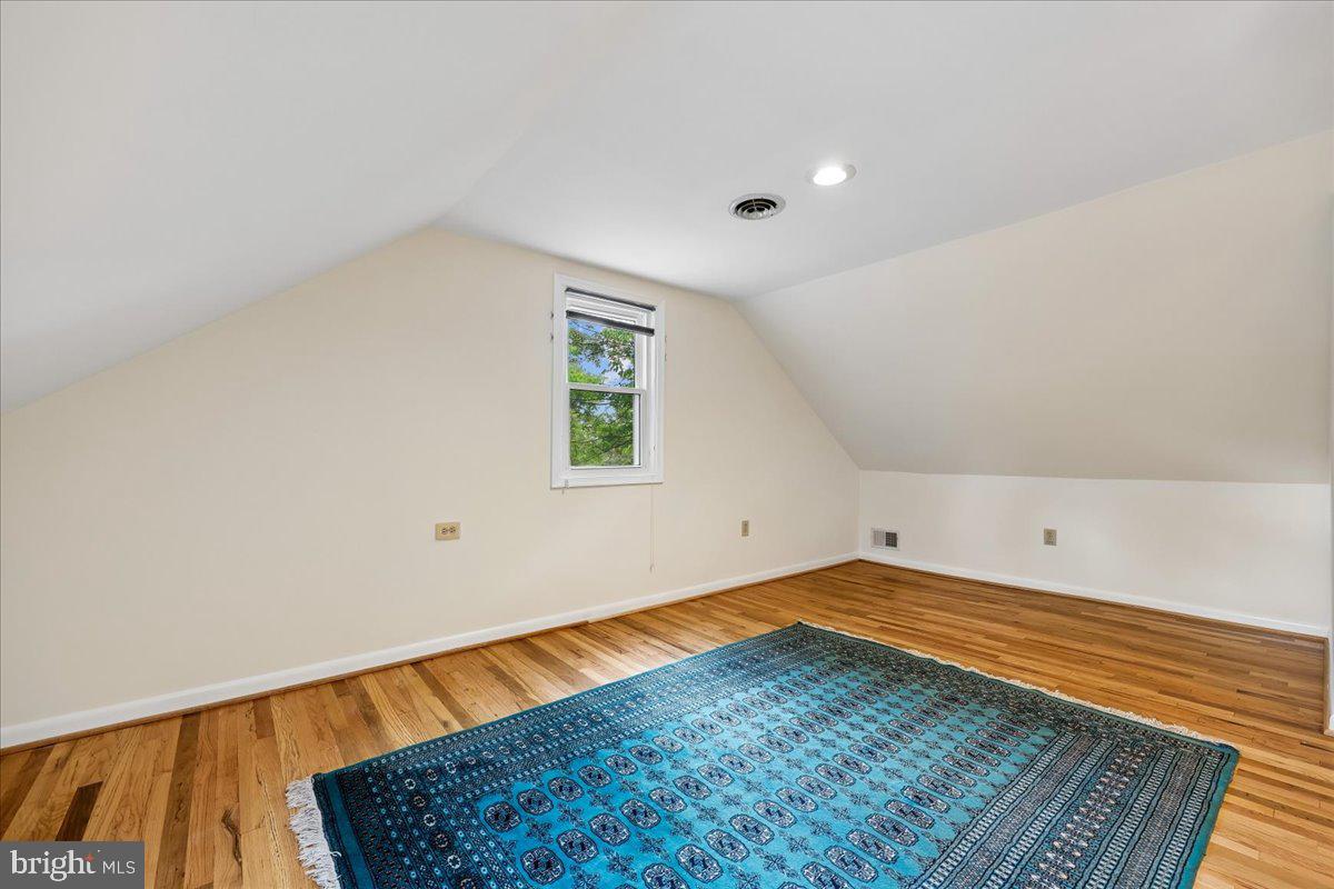 TAKOMA PARK - Residential