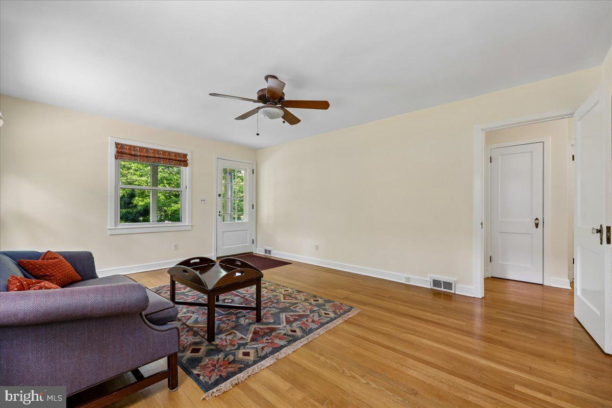 TAKOMA PARK - Residential
