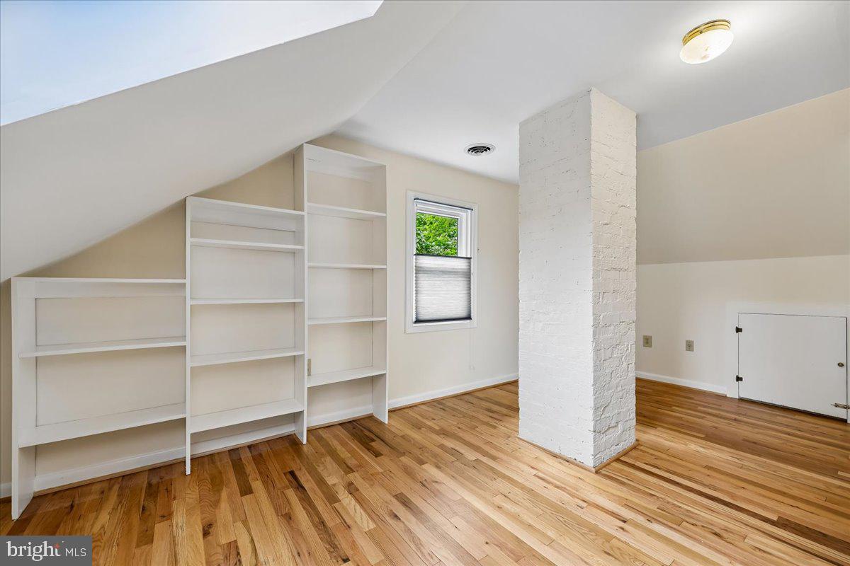 TAKOMA PARK - Residential