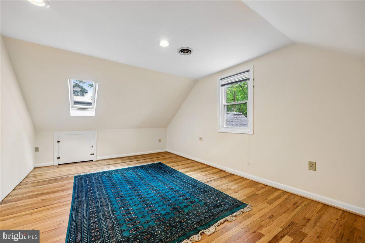 TAKOMA PARK - Residential