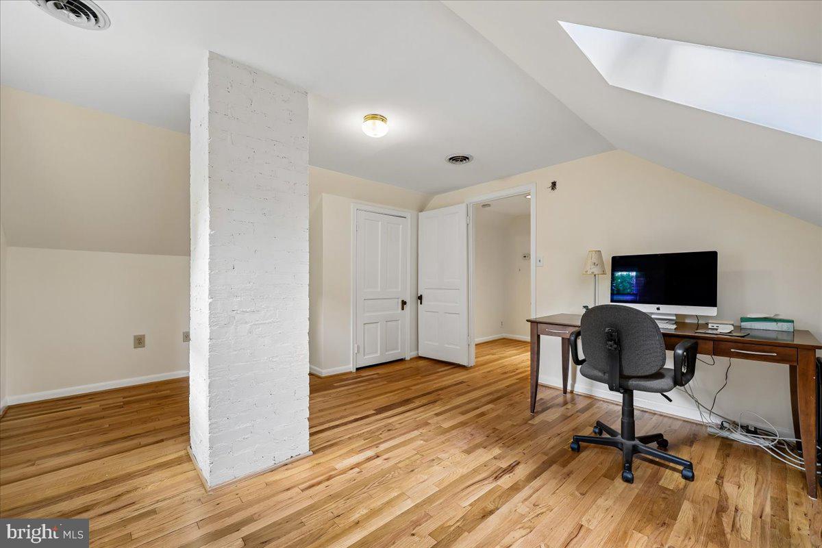 TAKOMA PARK - Residential
