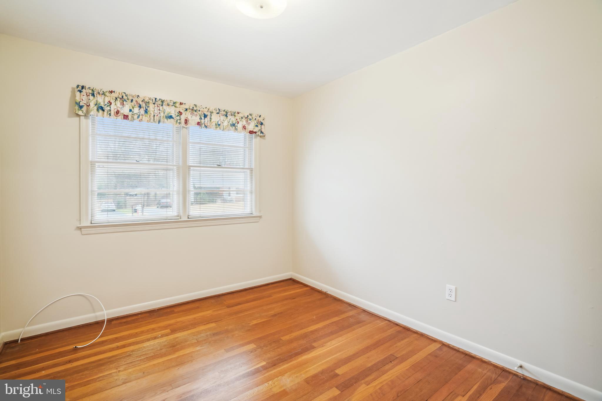 WEST LAUREL ACRES - Residential