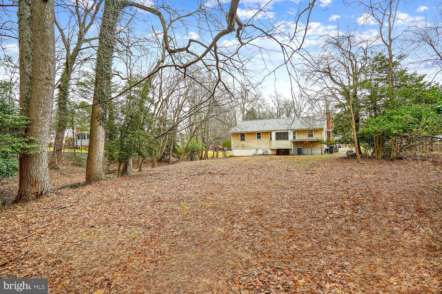 WEST LAUREL ACRES - Residential