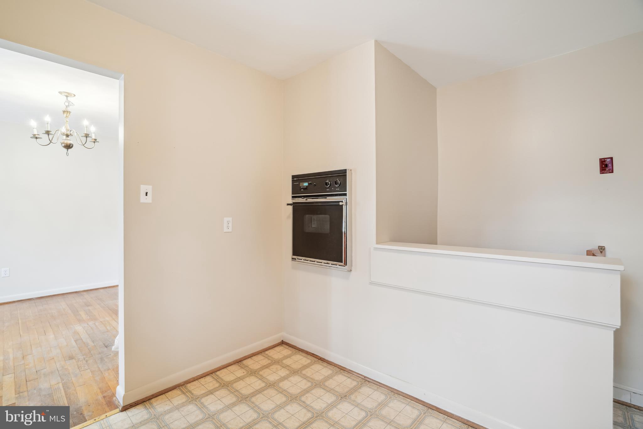 WEST LAUREL ACRES - Residential