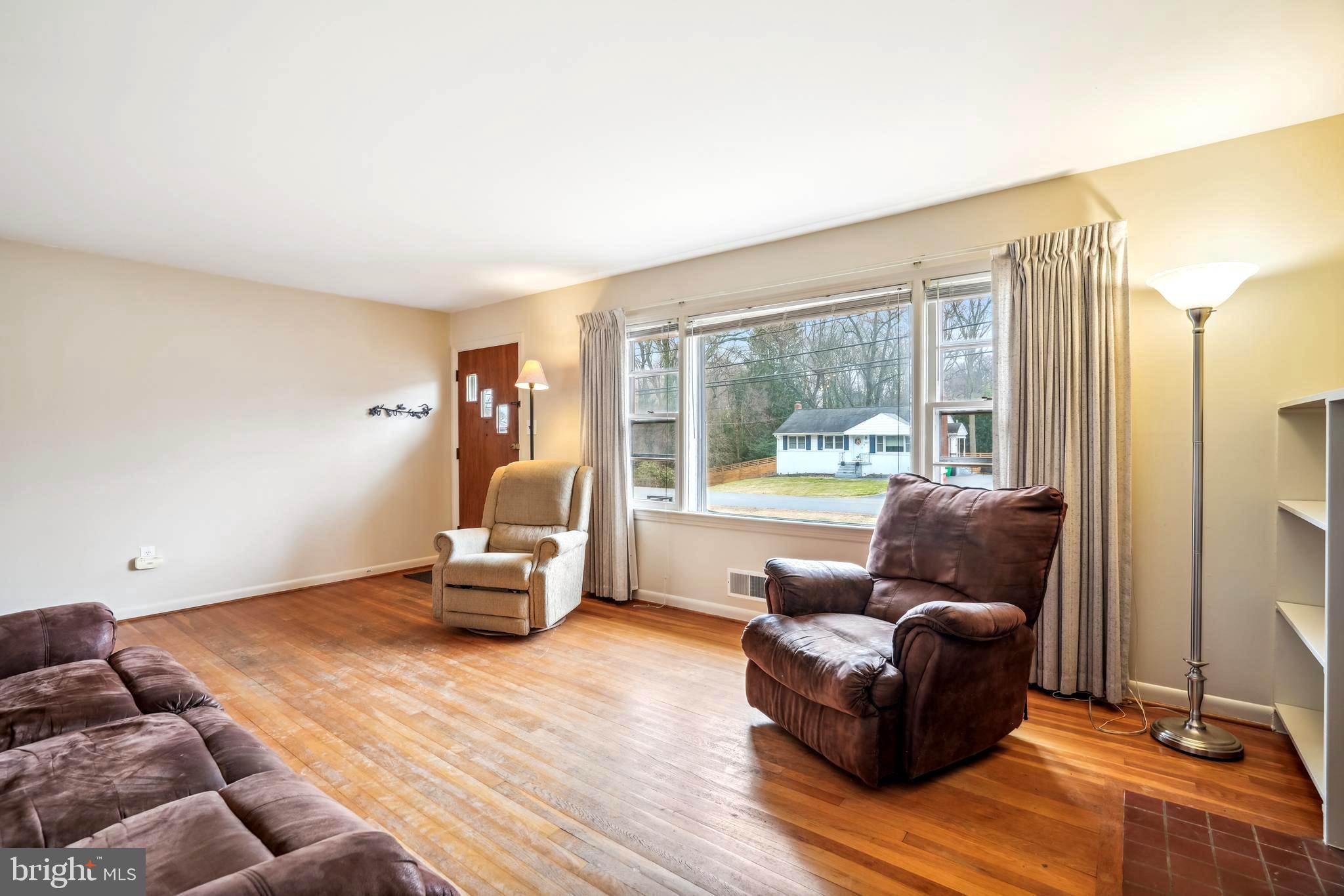 WEST LAUREL ACRES - Residential