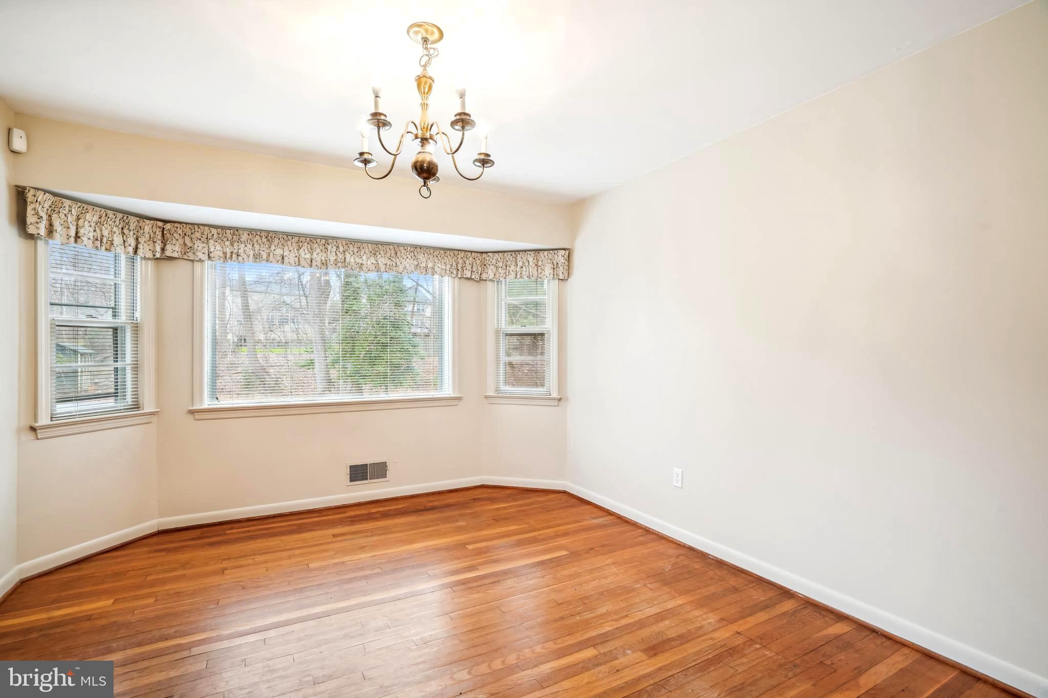 WEST LAUREL ACRES - Residential