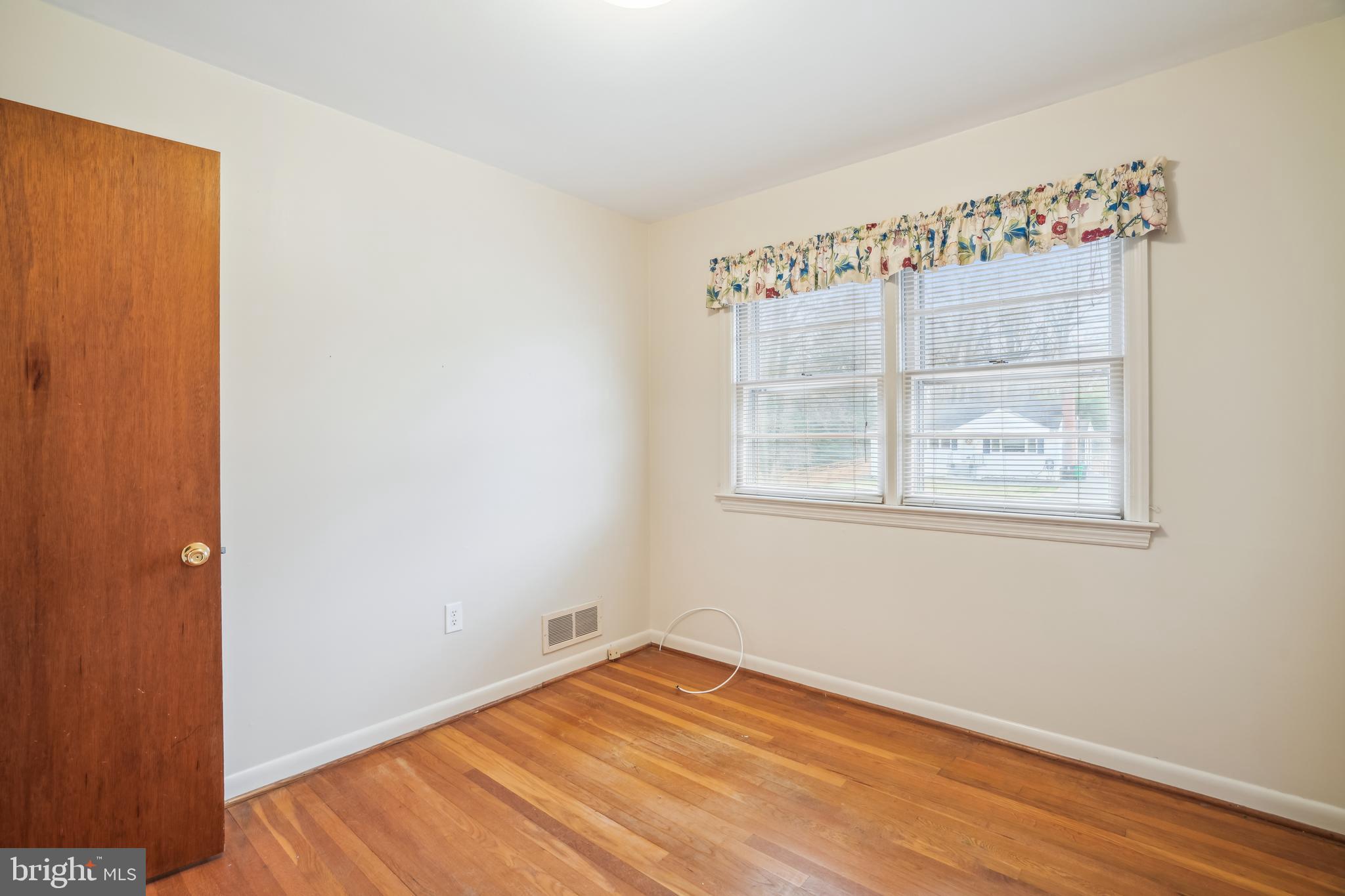 WEST LAUREL ACRES - Residential