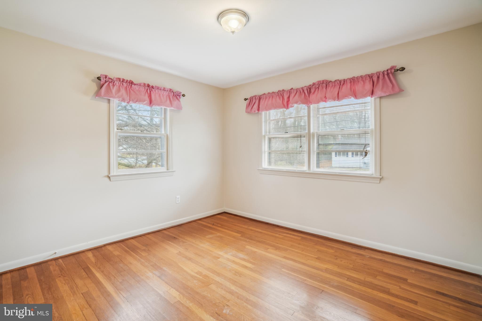 WEST LAUREL ACRES - Residential