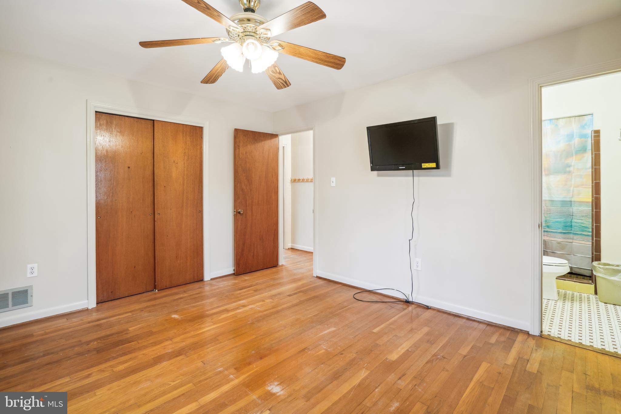 WEST LAUREL ACRES - Residential