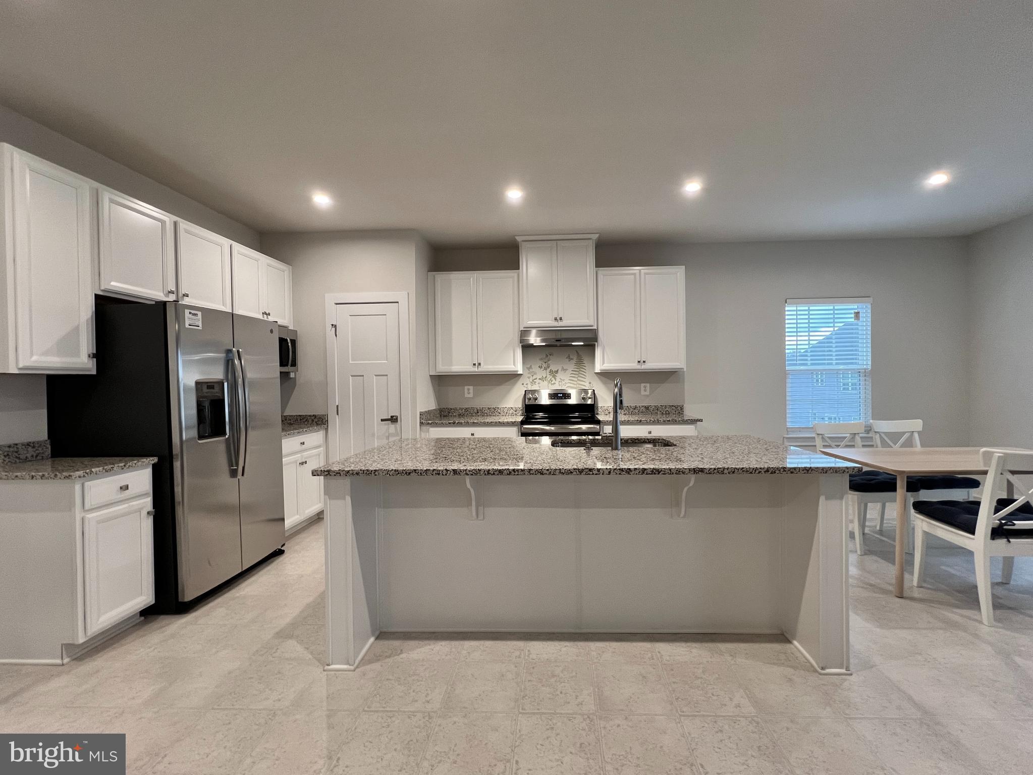 POTOMAC STATION - Residential