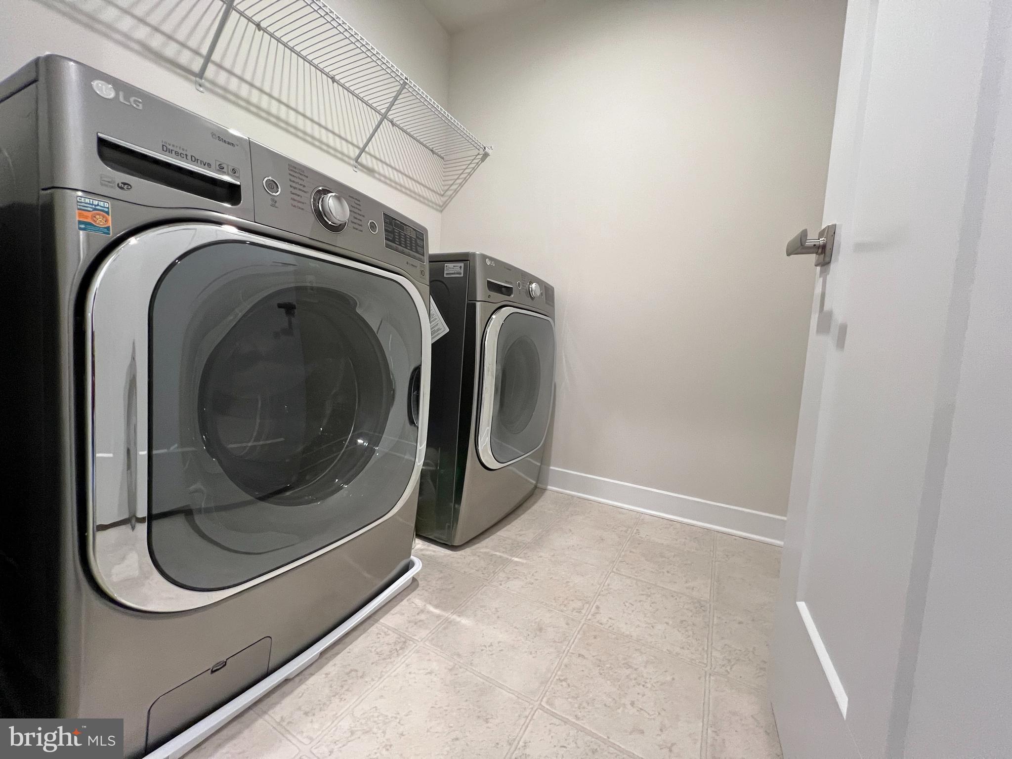 POTOMAC STATION - Residential