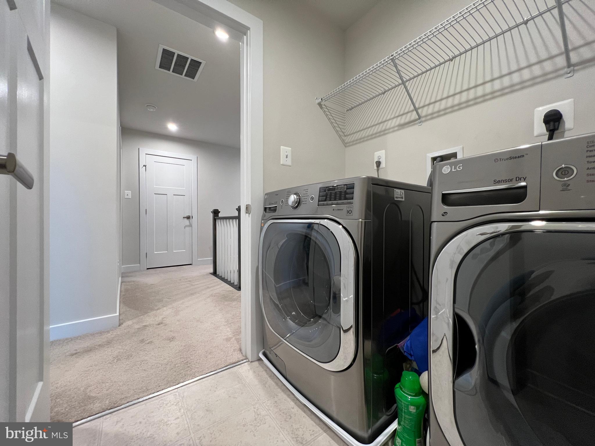 POTOMAC STATION - Residential