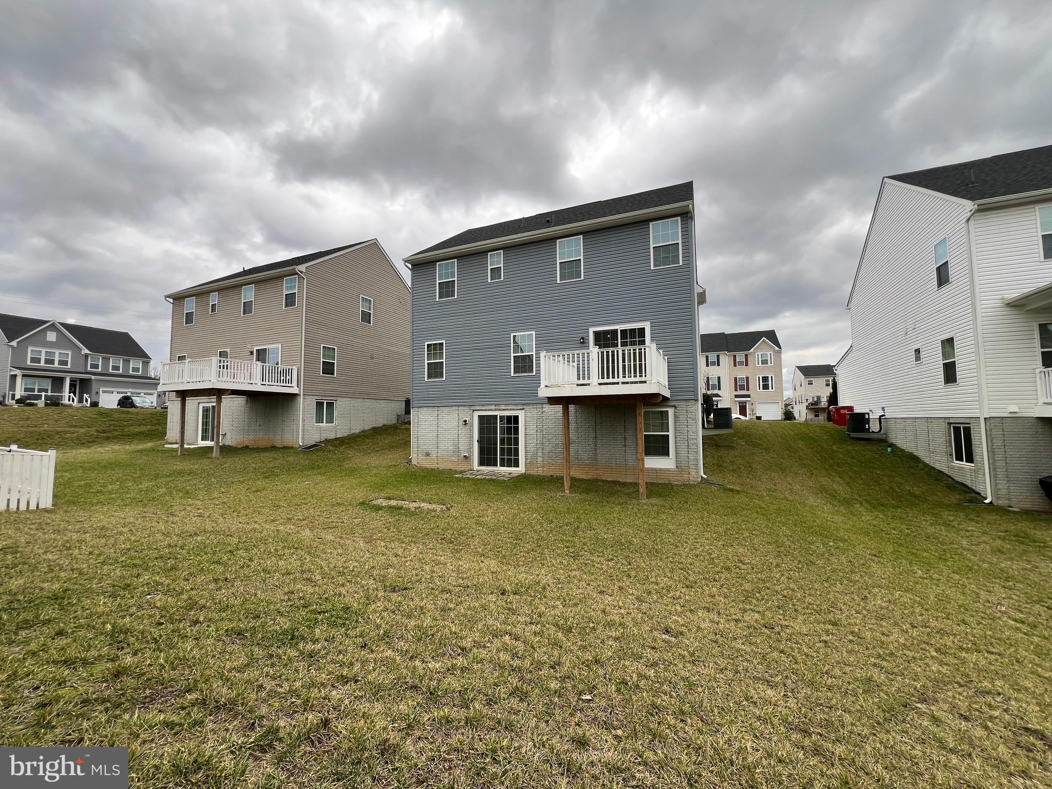 POTOMAC STATION - Residential