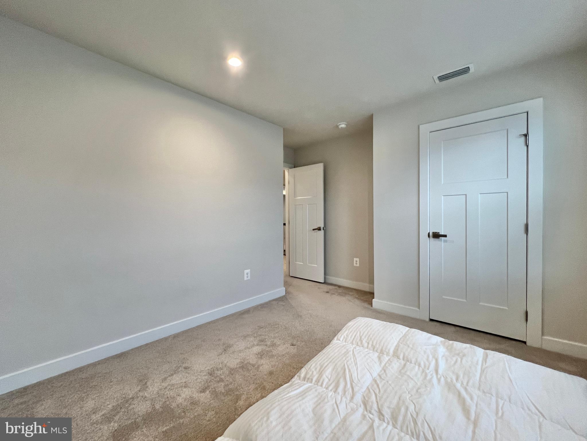 POTOMAC STATION - Residential