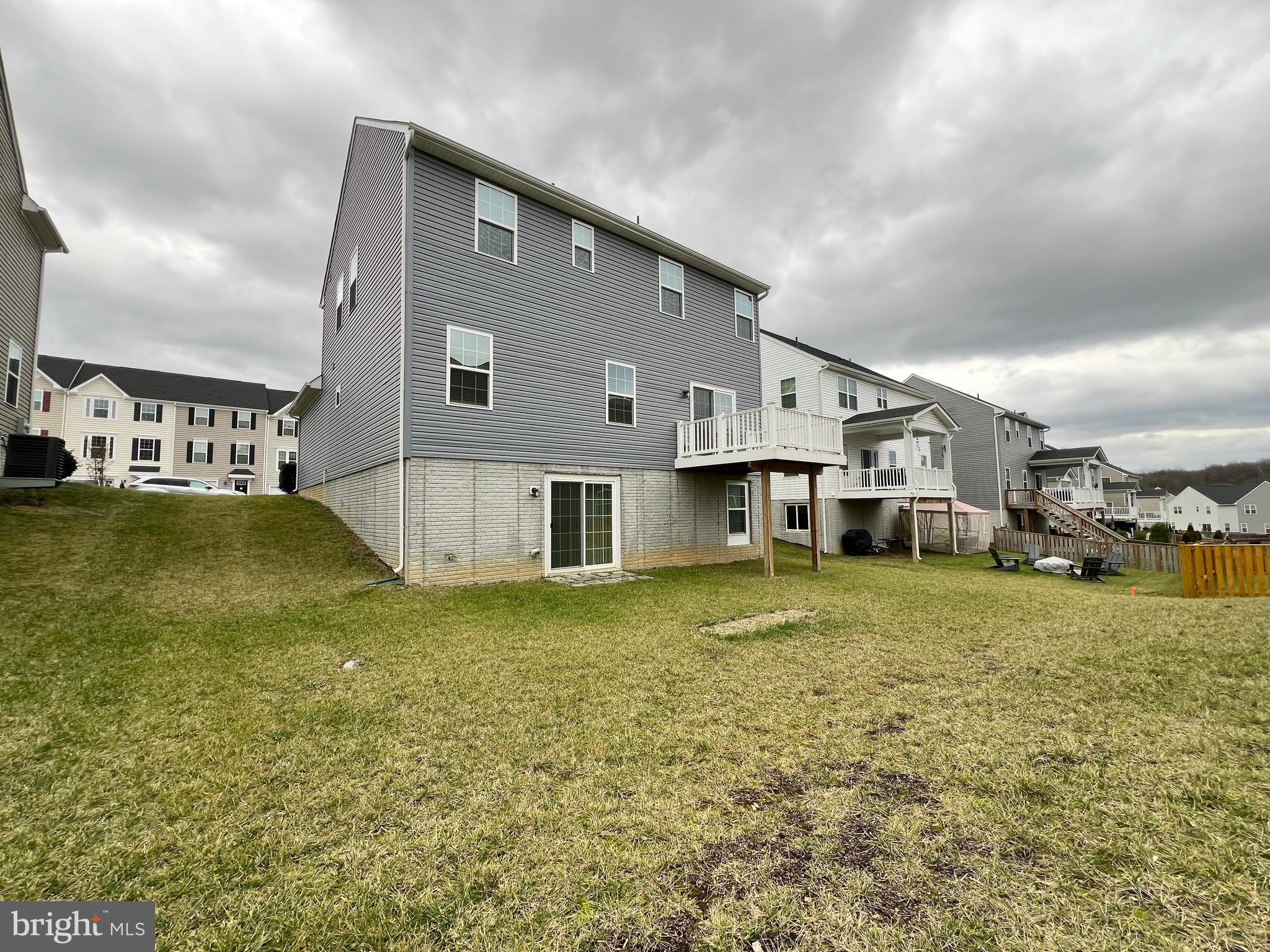 POTOMAC STATION - Residential