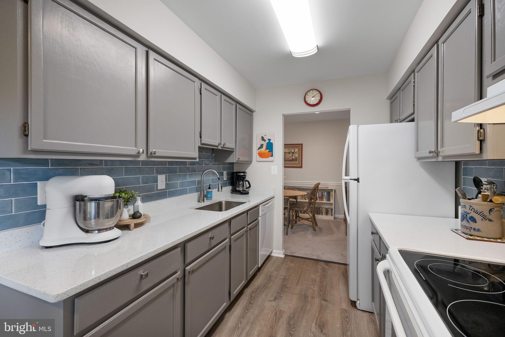 VILLAS WILLOW COVE CODM - Residential