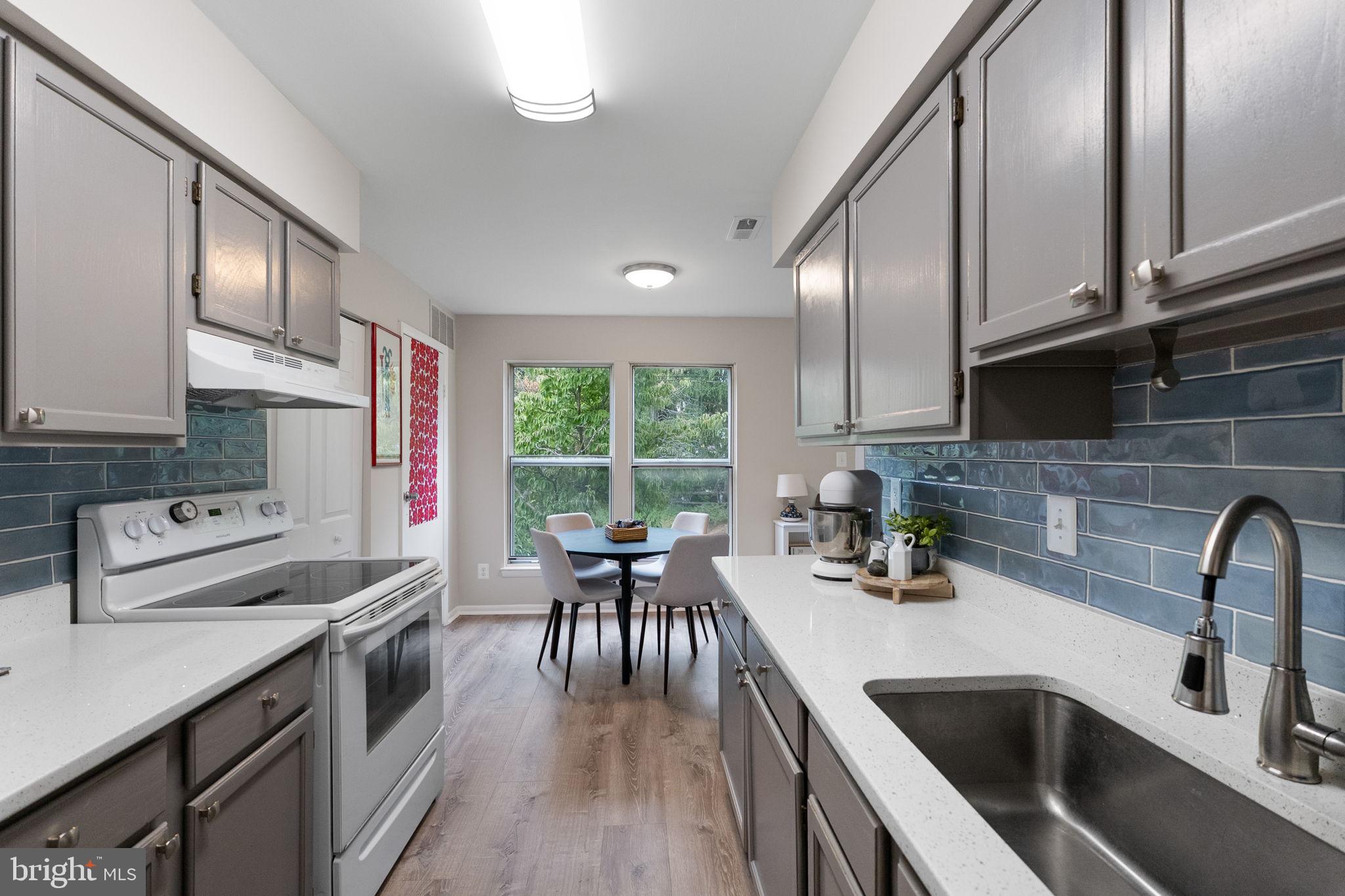 VILLAS WILLOW COVE CODM - Residential