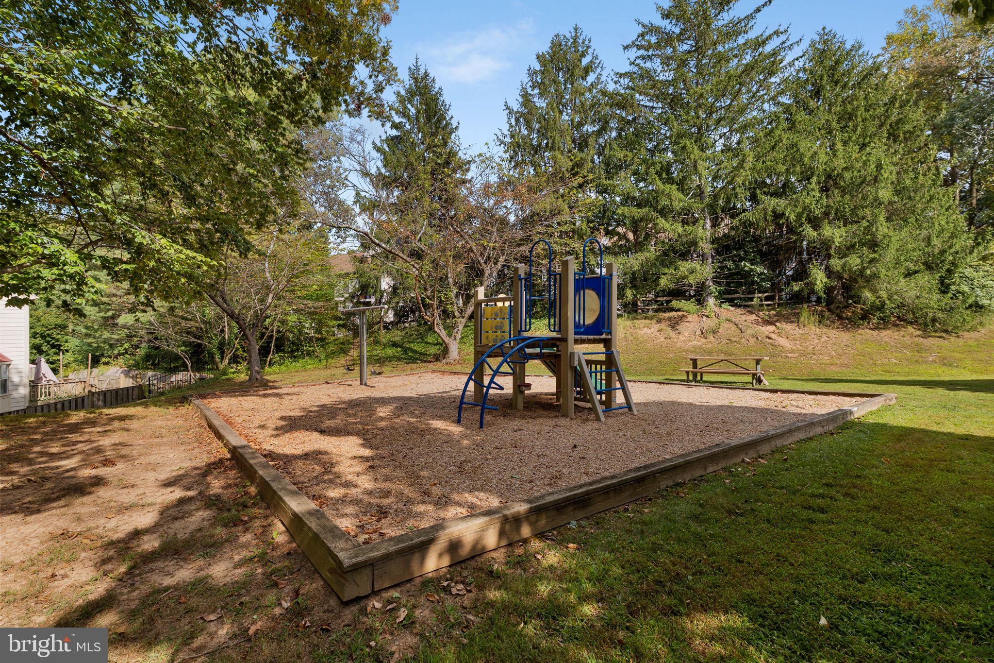 VILLAS WILLOW COVE CODM - Residential