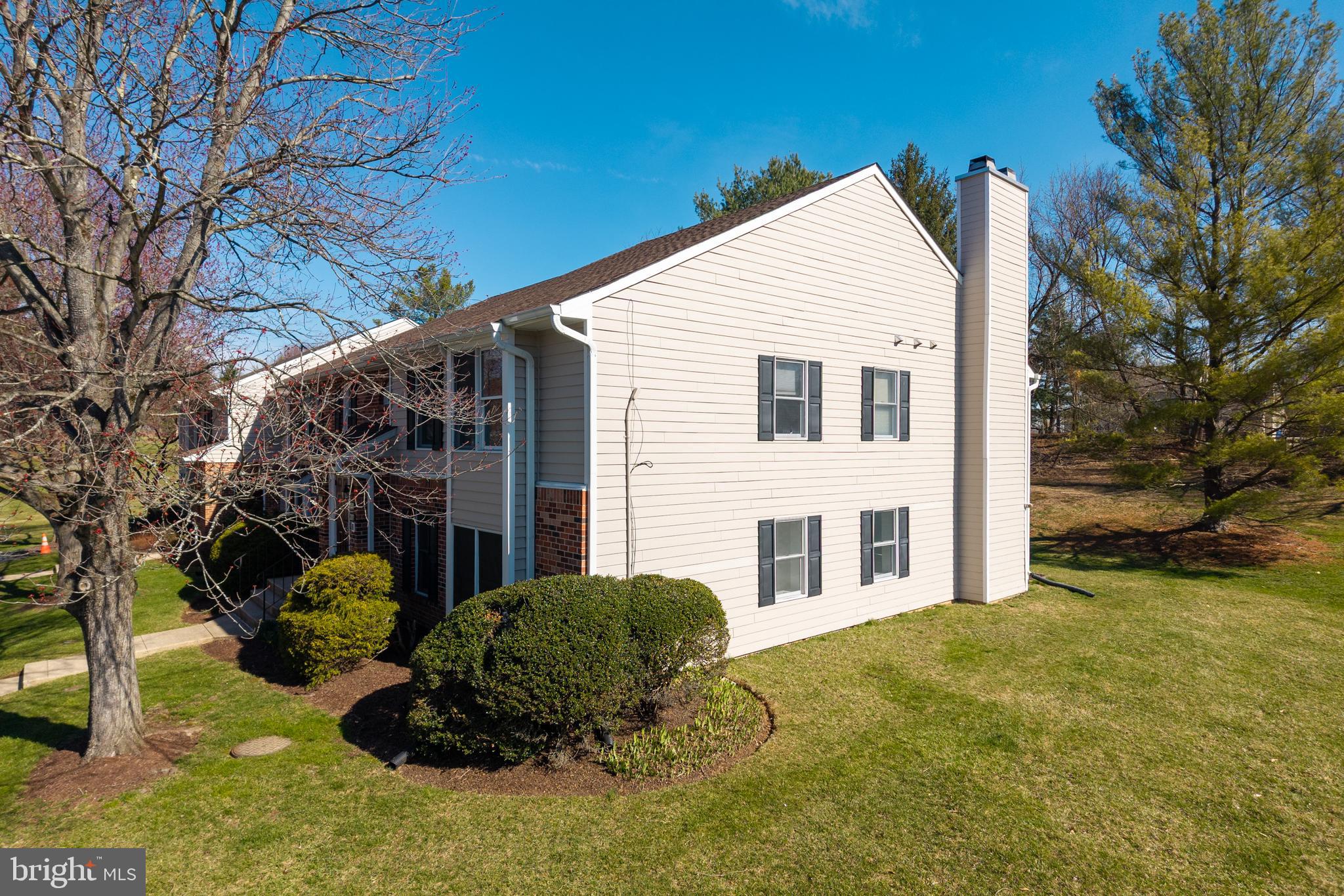 SPRINGHILL FARM - Residential
