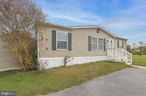 71 Hitch Pond Circle, Seaford, DE MLS: DESU2100448