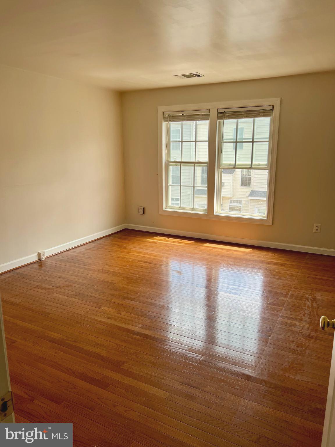 CEDAR LAKES - Residential Lease