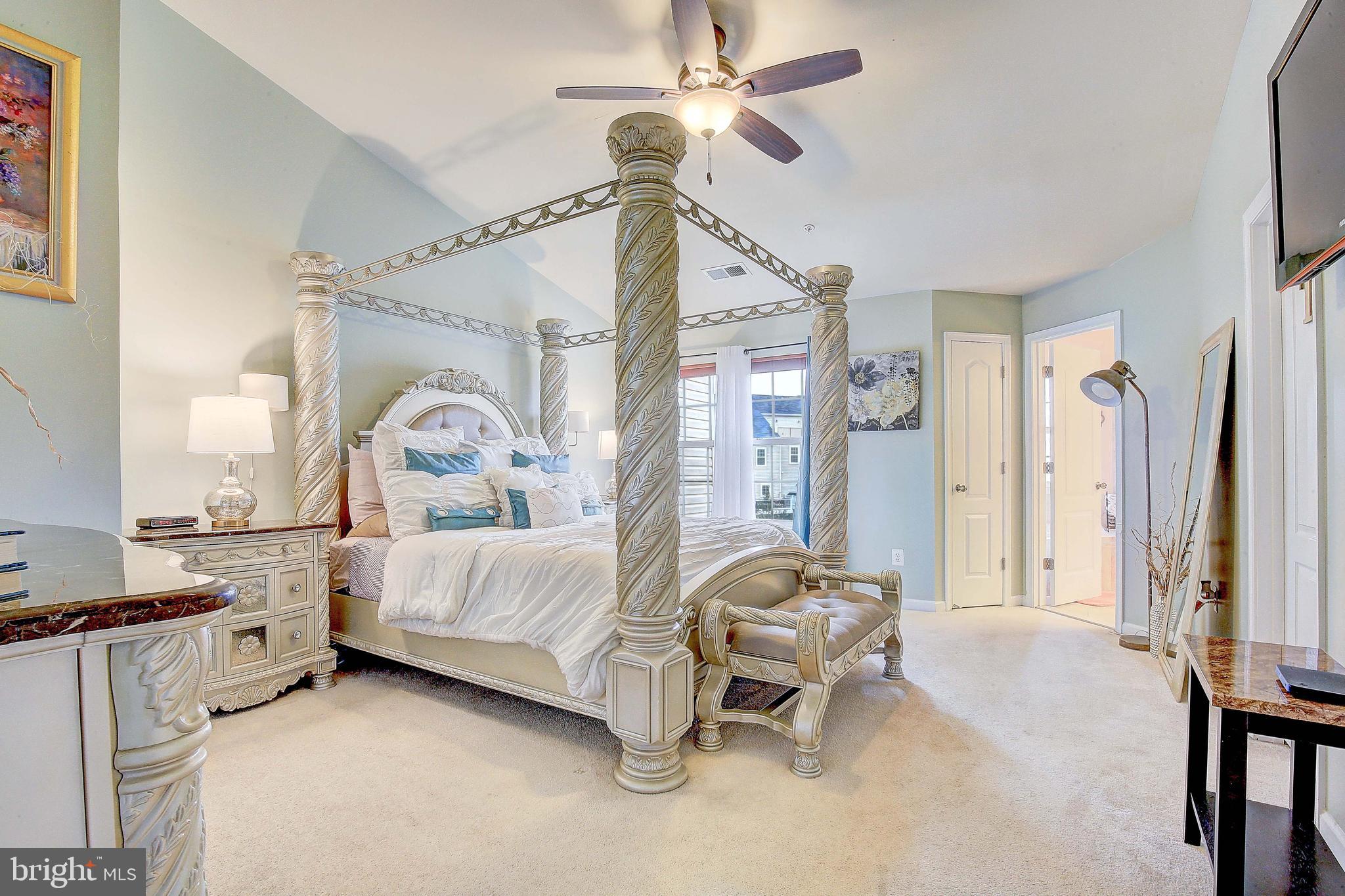 TANYARD SPRINGS TOWNHOMES - Residential