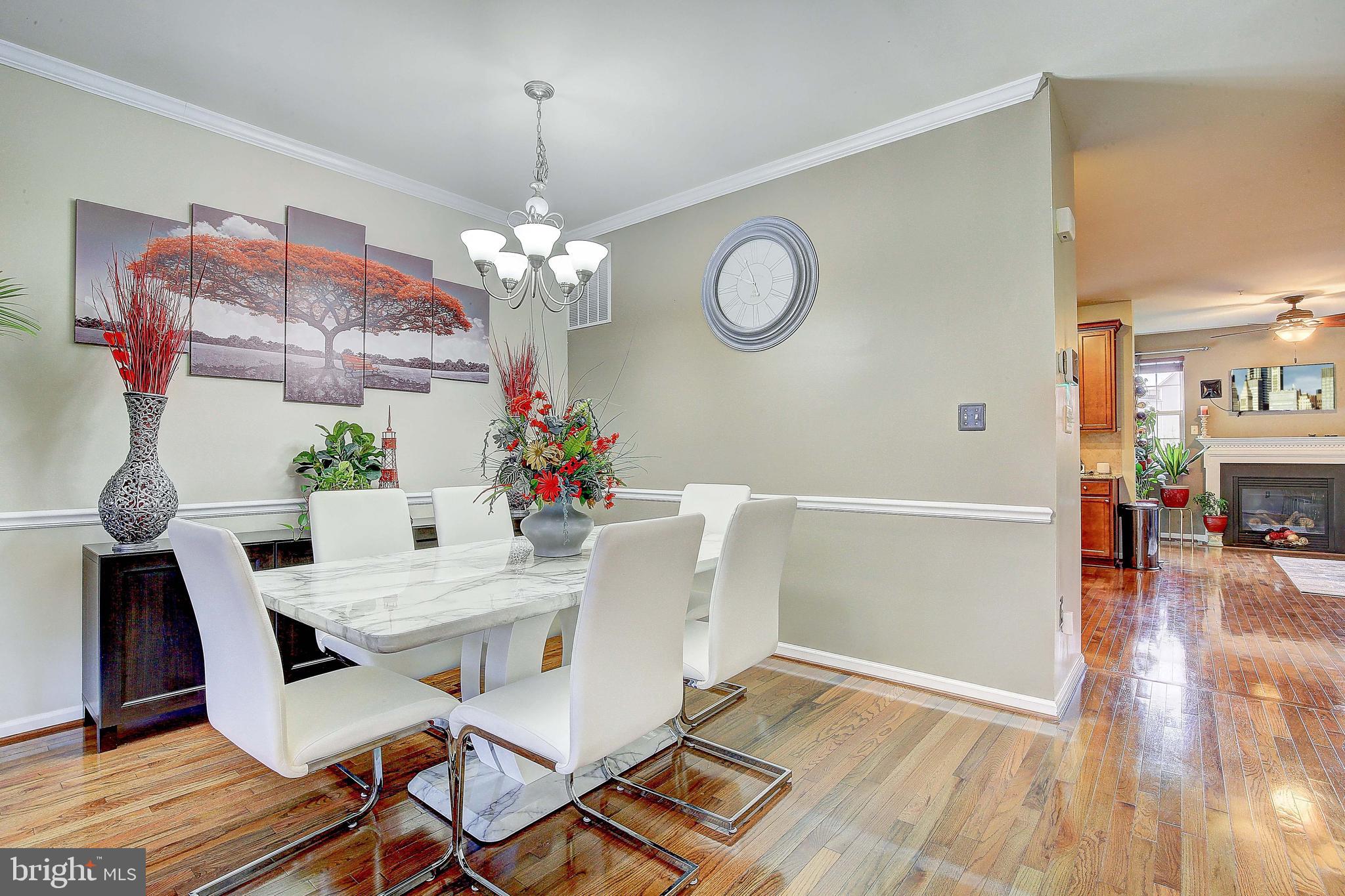 TANYARD SPRINGS TOWNHOMES - Residential