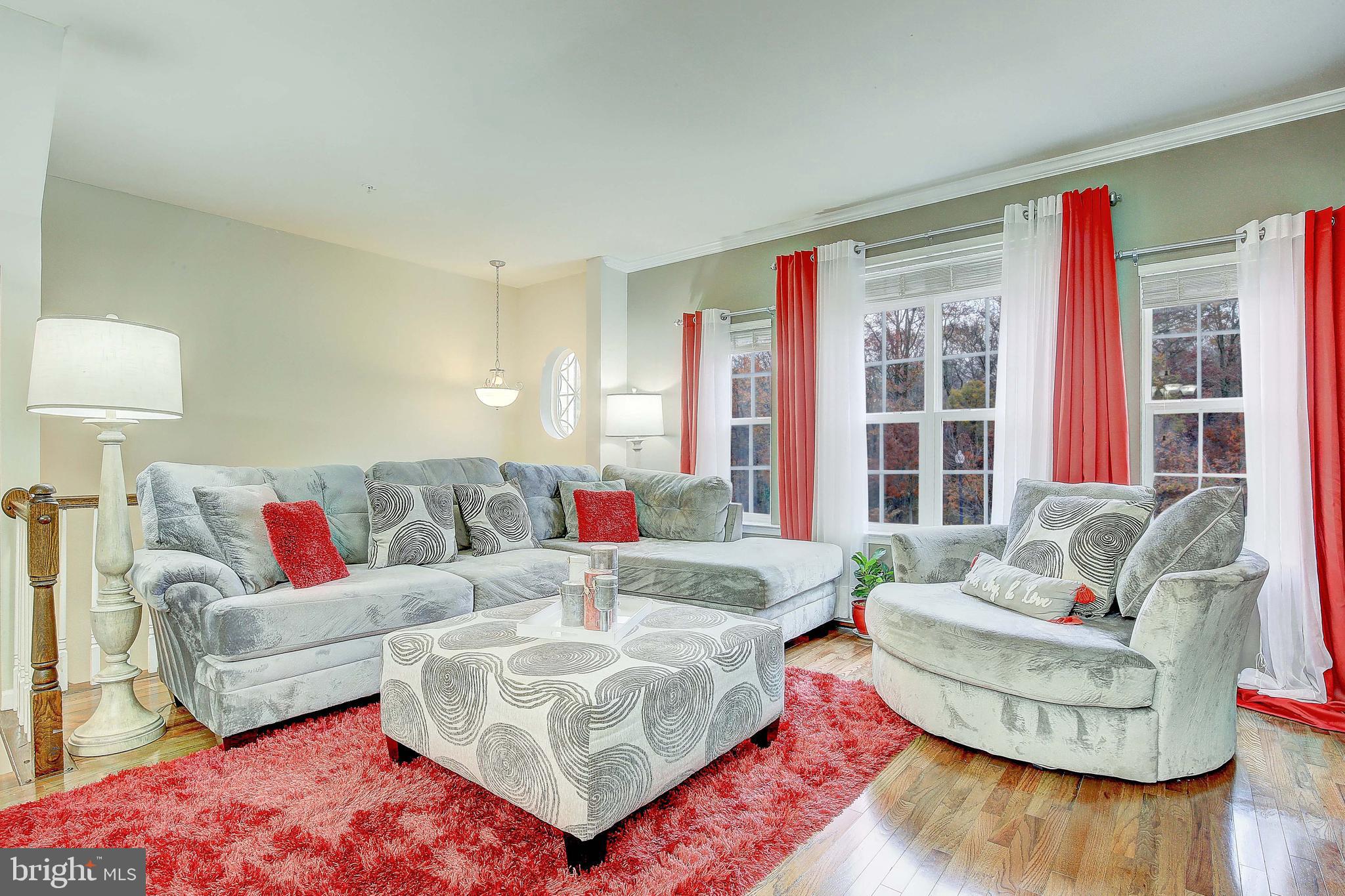 TANYARD SPRINGS TOWNHOMES - Residential