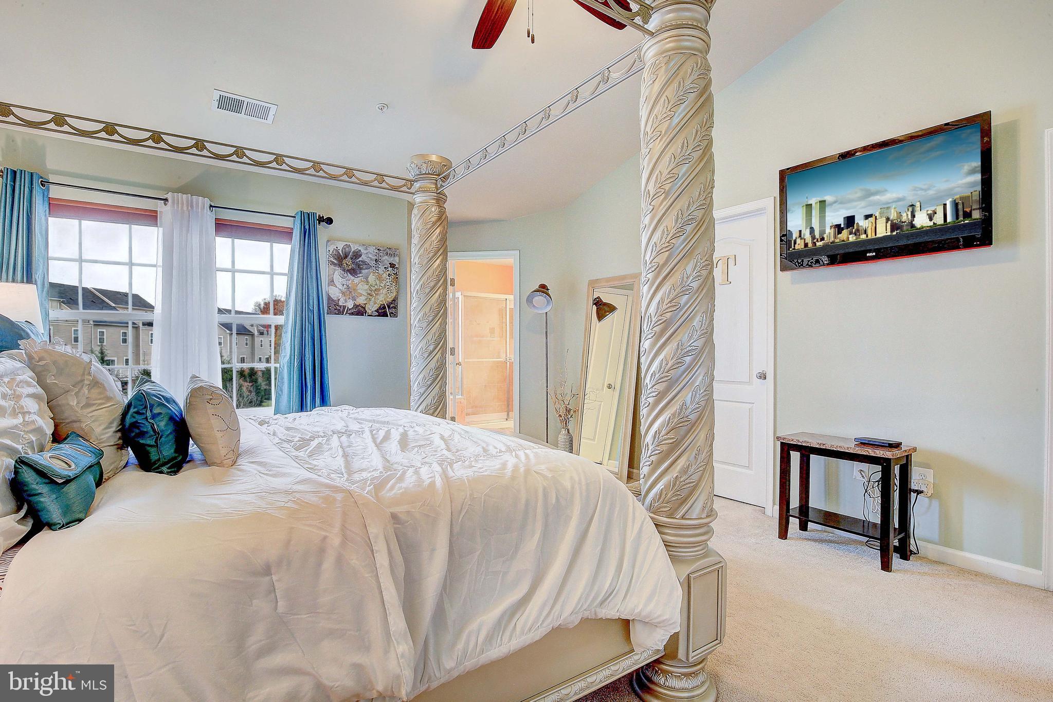 TANYARD SPRINGS TOWNHOMES - Residential