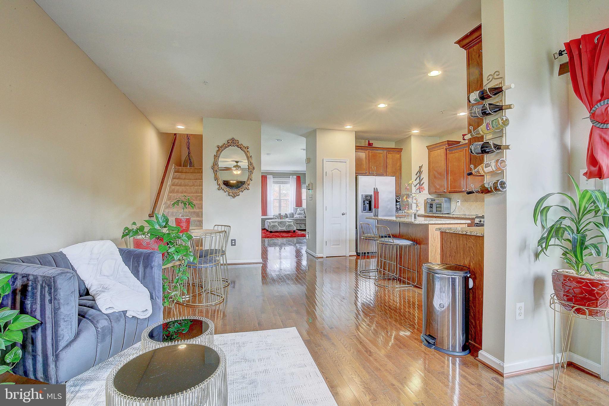 TANYARD SPRINGS TOWNHOMES - Residential